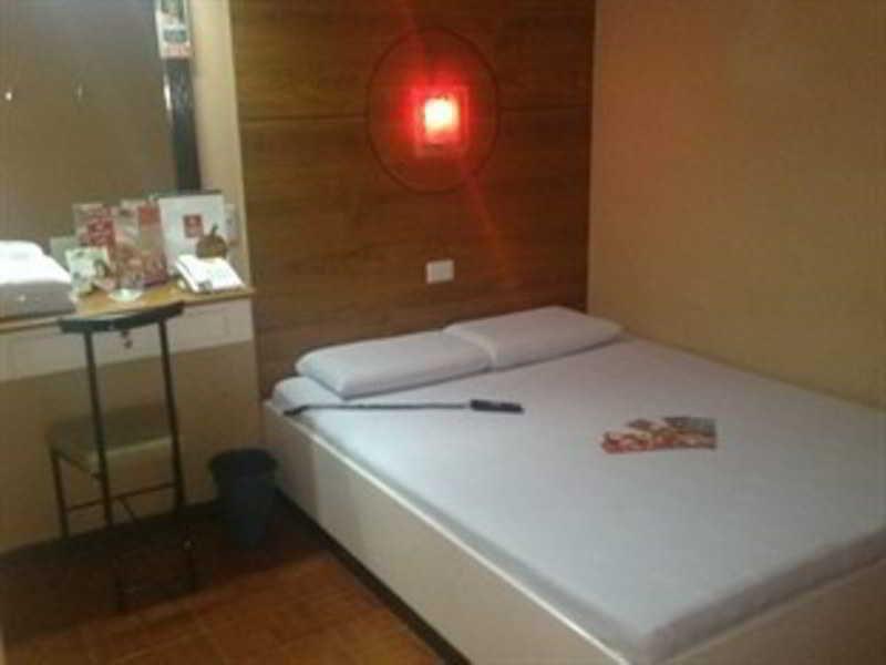 Hotel Sogo Edsa Caloocan Exterior photo